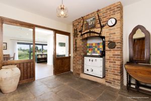 Photo 13- click for photo gallery